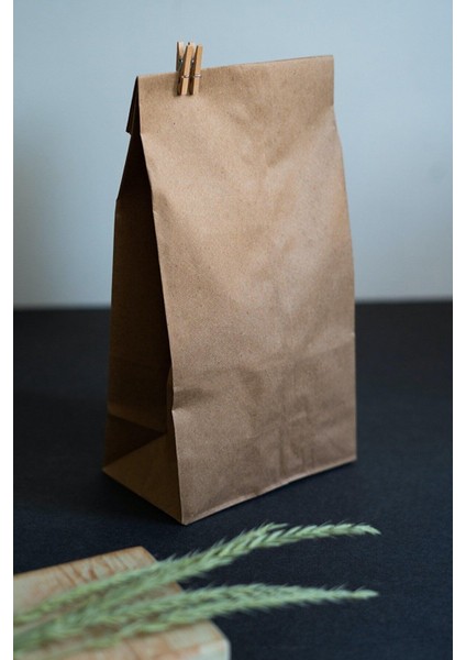 50 Adet Kare Dipli (Dik Duran) Kalın Kraft Hediye Kağıdı Kese Kağıdı Ebat 13X24