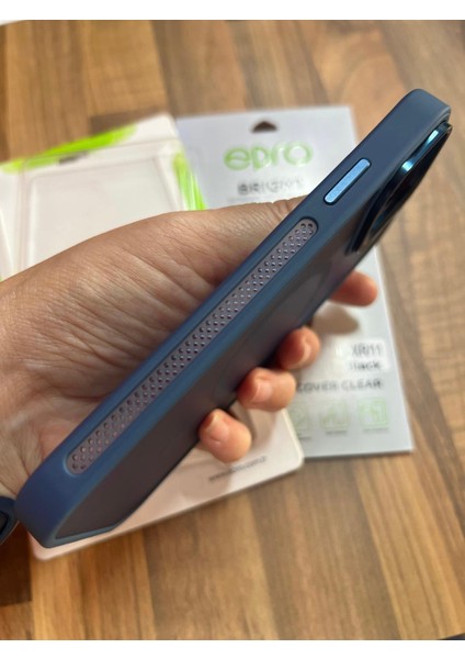 Apple iPhone 11 / Xr Magsafe Kılıf (Screen Protector ) modelleri