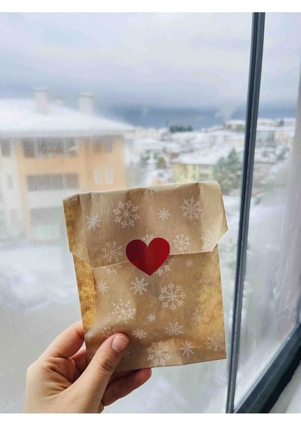 25 Adet Kar Desenli Kese Kağıdı Hediye Paketi Yılbaşı Noel Temalı Hediye Ambalaj Kağıdı 11X20 fiyatları