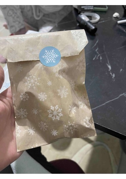 25 Adet Kar Desenli Kese Kağıdı Hediye Paketi Yılbaşı Noel Temalı Hediye Ambalaj Kağıdı 11X20 modelleri