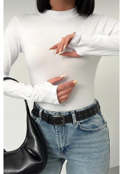 Kadın Beyaz Balıkçı Dik Yaka Uzun Kollu Parmak Geçirme Detaylı Body/bluz modelleri