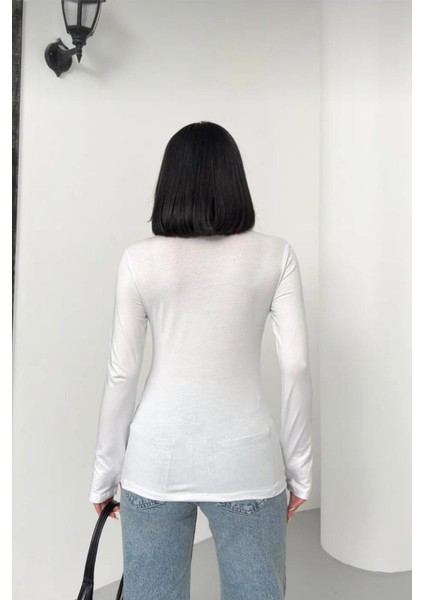 Kadın Beyaz Balıkçı Dik Yaka Uzun Kollu Parmak Geçirme Detaylı Body/bluz fırsatları