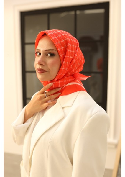 Monogram Desen Olinda Eşarp fiyatları