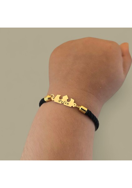 Pelin İsmine Özel Taç Figürlü 14 Ayar Altın Plakalı Siyah İpek Örgülü Hediye Bileklik-507 İsim