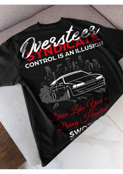 Siyah Regular Fit Erkek Tişört – Oversteer Syndicate Tasarımı | Swozz Gece Yarışı Koleksiyonu