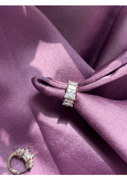 Baget Taşlı Küpe fiyatları