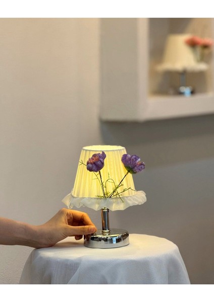Ipek Gelincik Kablosuz Pilli Masa Lambası, Gümüş ve Krem Renk Seçenekleri fiyatları
