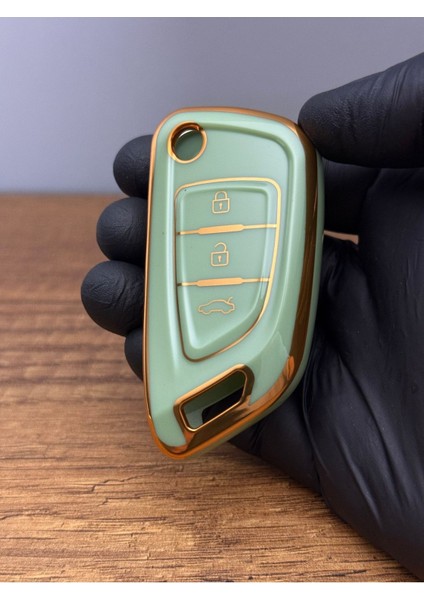 Yeşil Renk Sustalı Anahtar Kılıfı, 3 Buton Koruma ve Silikon Nano Kaplama