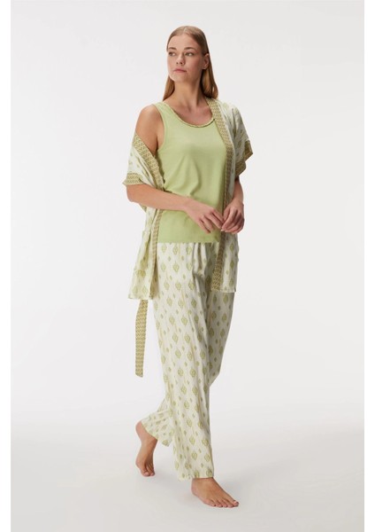 Kadın Sabahlık, Atlet ve Pantolon Takım