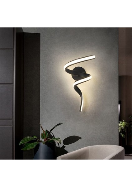 Parlak Beyaz LED Duvar Aplik, Şık ve Modern Iç Mekan Aydınlatması