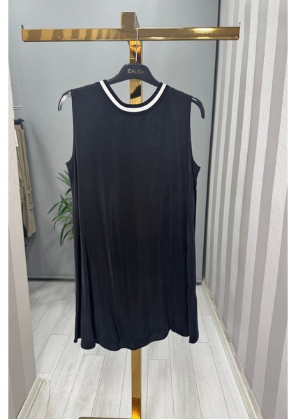 Yakası Çizgi Detaylı Kolsuz Cupro Tunik Siyah T25Y-6045