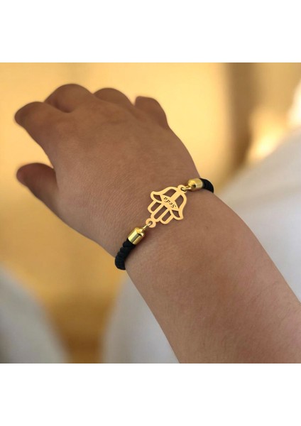 Seda İsmine Özel Siyah İpek Örgülü Hamsa Motifli 14 Ayar Altın Plakalı Hediye Bileklik-509 İsim