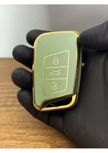 Yeşil 3 Düğmeli Silikon Anahtar Kılıfı Passat Oktavia Seat Smart