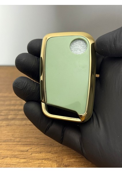 Yeşil 3 Düğmeli Silikon Anahtar Kılıfı Passat Oktavia Seat Smart modelleri