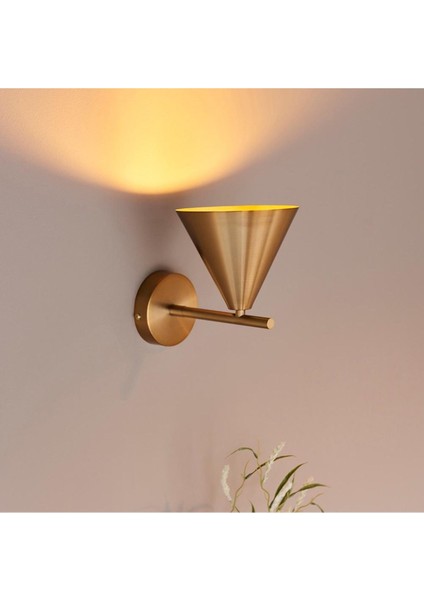 Konik Serisi Modern Şık Metal Duvar Aplikası indirimleri