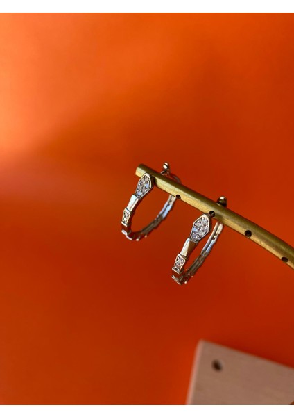 Xuping Orta Boy Taşlı Silver Halka Küpe