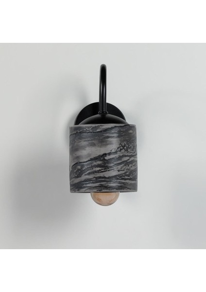 Şık Siyah Duvar Aplikası, Modern ve Elegant Tasarım ile Dekorasyonunuza Şıklık Katın fiyatları