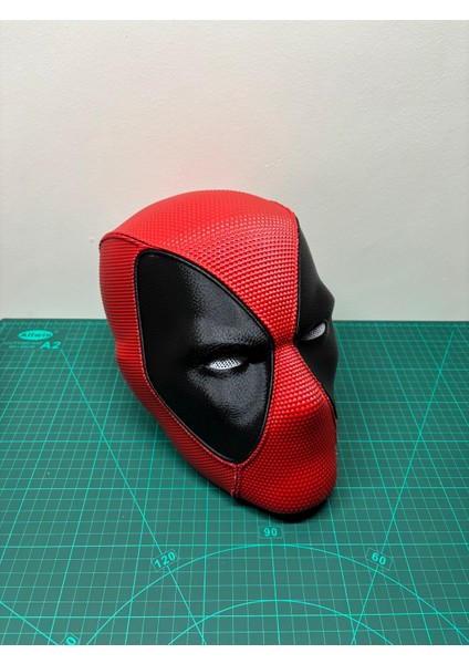 Deadpool Maskesi (Giyilebilir Mıknatıslı Maske)