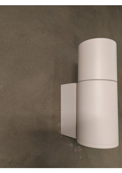 Dış Mekan Tek Yönlü LED Aplik, Beyaz Işık, Dayanıklı ve Şık Tasarım