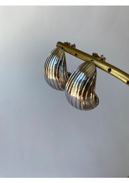 Xuping Çizigili Damla Midye Silver Küpe indirimleri