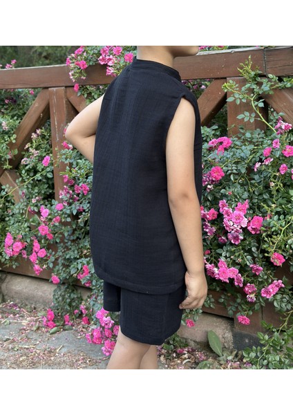 Çift Kat Müslin Kumaş Sıfır Kollu Yazlık Çocuk T-Shirt ve Şort Takım fırsatları