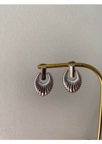 Xuping Tırtıklı Midye Silver Küpe