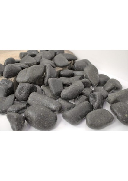Siyah Bazalt Taş 3 kg 2,5-4 cm Dekoratif Bahçe ve Dere Taşı