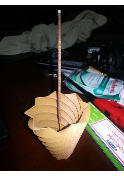 Mükemmel Bükülme Tütsü Tutucu (Plastik Aparattır) 3D fiyatları