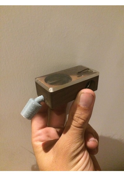 Sihirli Uçuş Başlatma Kutusu Bong Adaptörü (Plastik Aparattır) 3D modelleri