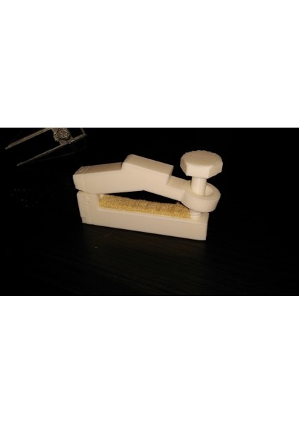 Vida Tipi Gitar Capo (Plastik Aparattır!!!) 3D