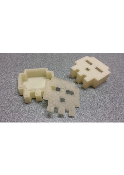 8 Bit Kafatası Kutusu - Kapaklı (Plastik Aparattır!!!) 3D