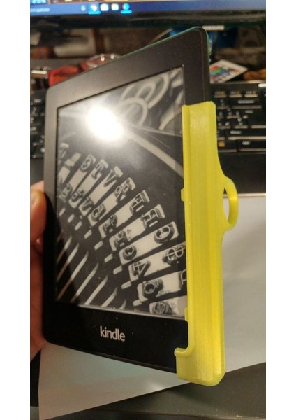Kindle Paperwhite 3 Kavrama (Plastik Aparattır!!!) 3D