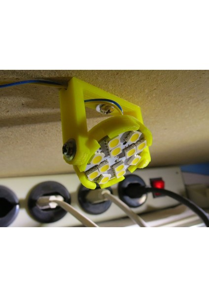 G4 Tipi LED Lambalar Için Basit Eğimli Snap-In Çerçevesi (Plastik Aparattır!!!) 3D