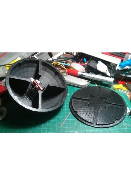 Bilinmeyen Büyük Kırmızı Düğme Küresi (Plastik Aparattır!!!) 3D modelleri