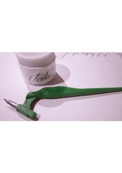 Bakır Levha Kaligrafi Için Eğik Uç Tutucu (Plastik Aparattır!!!) 3D modelleri
