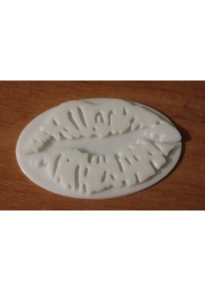 Beni Öp! (Plastik Aparattır!!!) 3D indirimleri