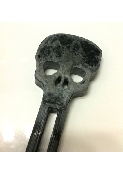 Kafatası Tüp Anahtarı (Plastik Aparattır!!!) 3D