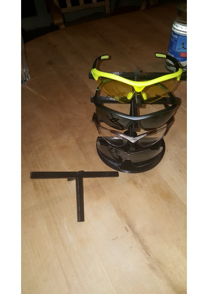 Gözlük Stand (Plastik Aparattır!!!) 3D fırsatları