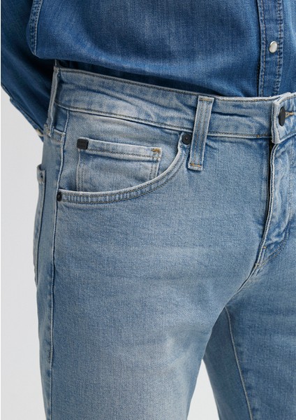 Kvnç Mavi Black Gölgeli Açık İndigo Mavisi Jean Pantolon 001070-33974