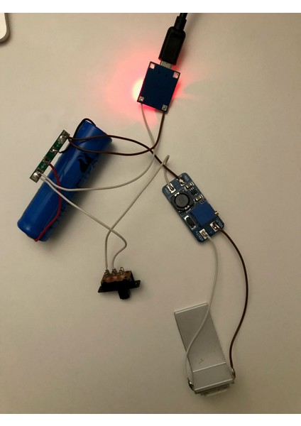 10W Yüksek Güçlü LED Pille Çalışan Meşale (Sadece Plastik Aparattır!!!) 3D indirimleri
