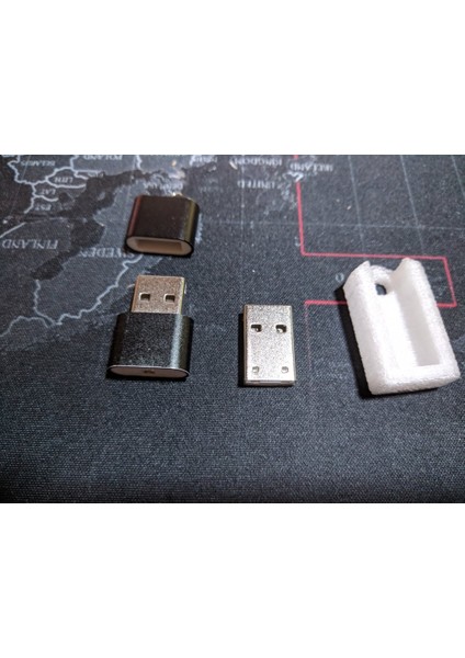 USB Anahtar Halkasına Microsd Kart (Sadece Plastik Aparattır!!!) 3D