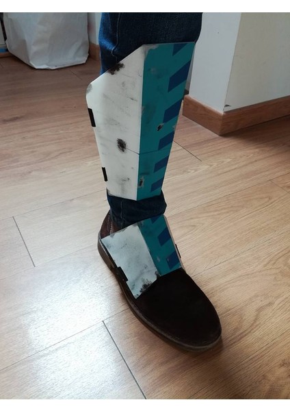 Mandalorian Bacak Zırhı (Plastik Aparattır!!!) 3D