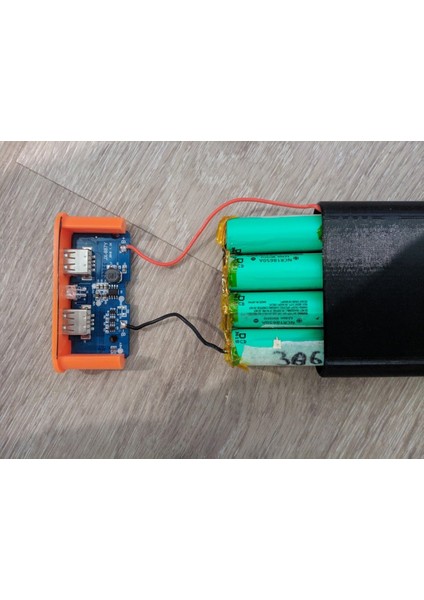 18650 Powerbank Pili (Sadece Plastik Aparattır!!!) 3D modelleri
