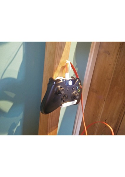 Xbox One Denetleyici Tutucusunun Daha Hafif Versiyonu (Plastik Aparattır!!!) 3D modelleri