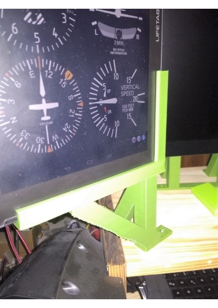 Uçuş Sims Için Daha Az Basit Tablet Standı (Sadece Plastik Aparattır!!!) 3D fırsatları