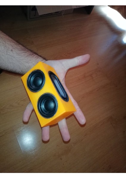 Pasif Bas Radyatörlü Sevimli Küçük Ama Güçlü Bluetooth Hoparlör (Sadece Plastik Aparattır!!!) 3D