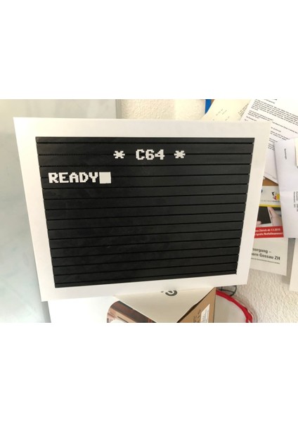 Commodore C64 Mektup Kurulu Işareti (Sadece Plastik Aparattır!!!) 3D