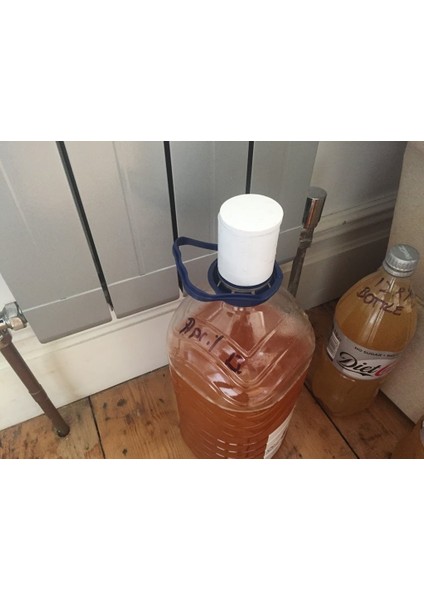 5l Su Şişesi Için Homebrew Hava Kilidi (Sadece Plastik Aparattır!!!) 3D