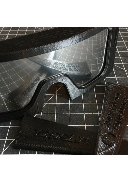 Tutulma Gözlükleri (Sadece Plastik Aparattır) 3D modelleri