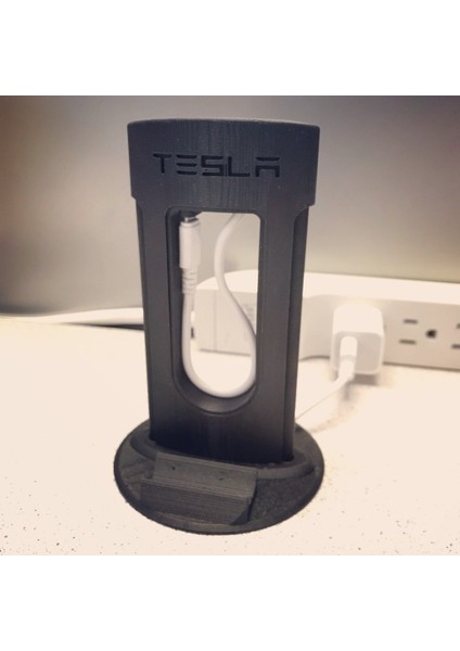 Masa Grommet Için Tesla Telefon Şarj Cihazı (Sadece Plastik Aparattır) 3D